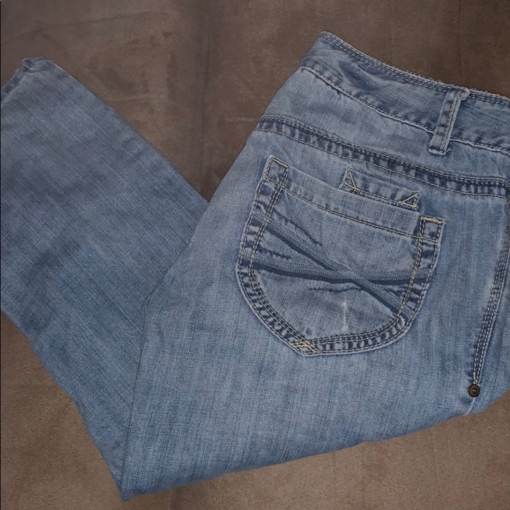 Aeropostale capris